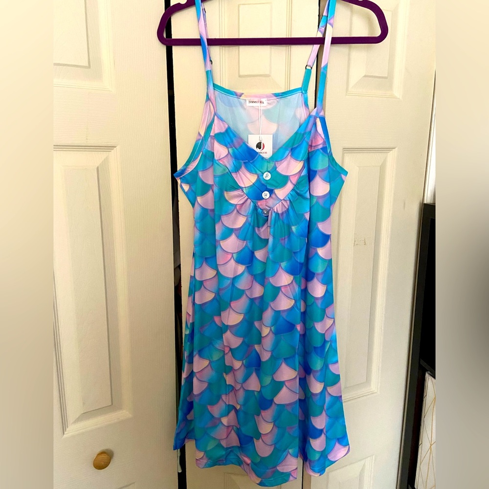 Short spaghetti strap mermaid print dress